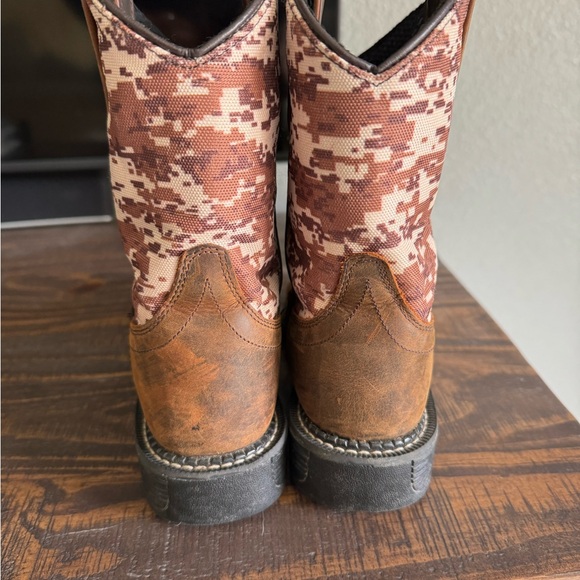 Boys Old West Western Style Boots Digital Camo - Picture 6 of 6